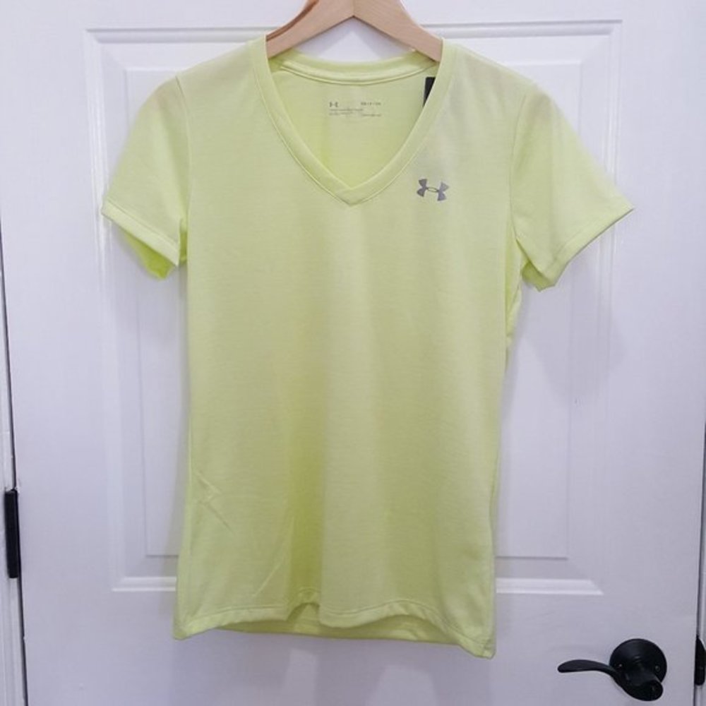 NWT Under Armour Womens Heatgear Active Top Size S